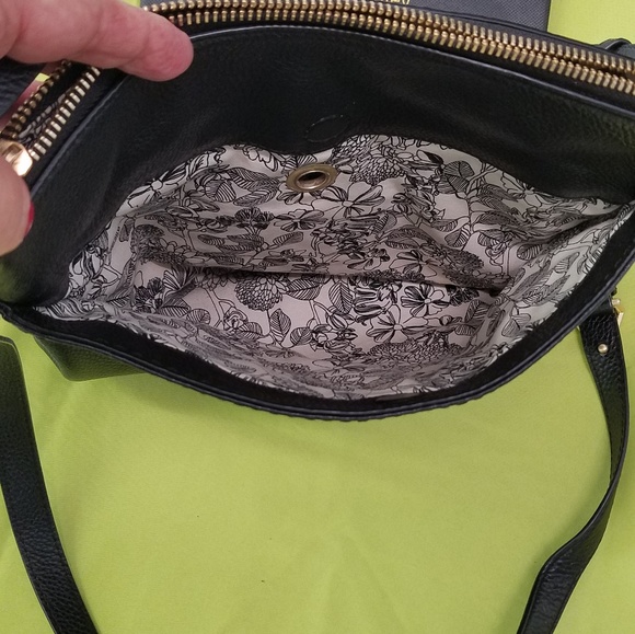 Vera Bradley Bag - Picture 3 of 4